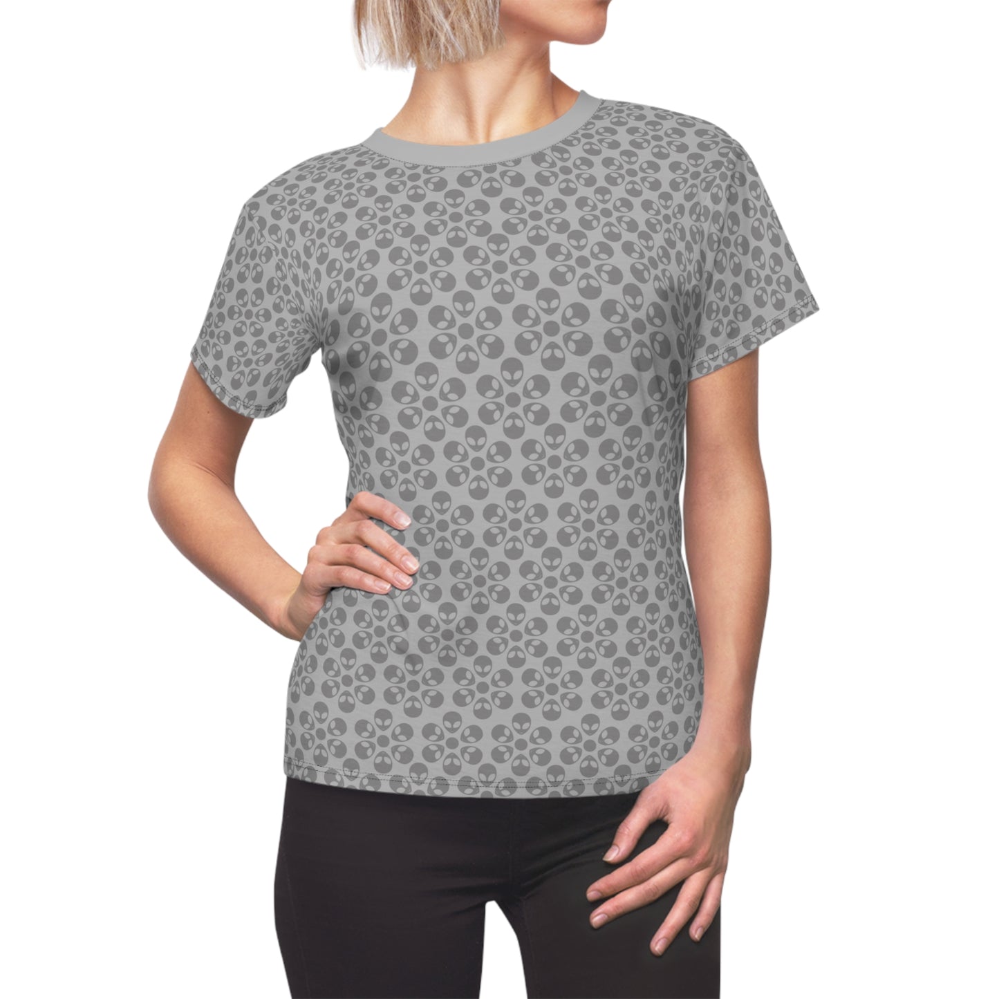 Stylish Womens Floral Tee  Casual Trendy Summer Fashion Gift for Her Short Sleeve Top Alien Flowers Light Grey
