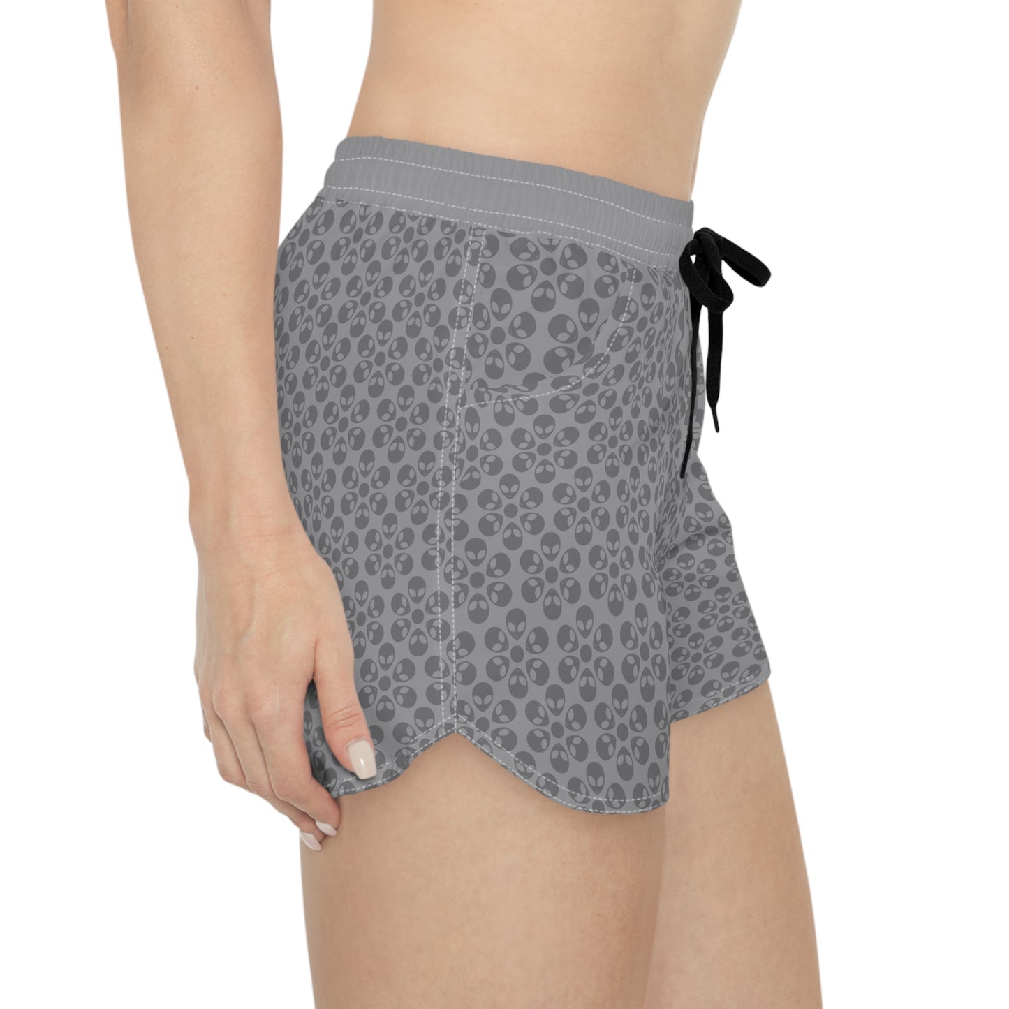 Casual Alien Print Shorts for Women Fashionable Summer Loungewear Perfect for Lounging Yoga Beach Summer Vacations Gifts Alien Flowers Grey