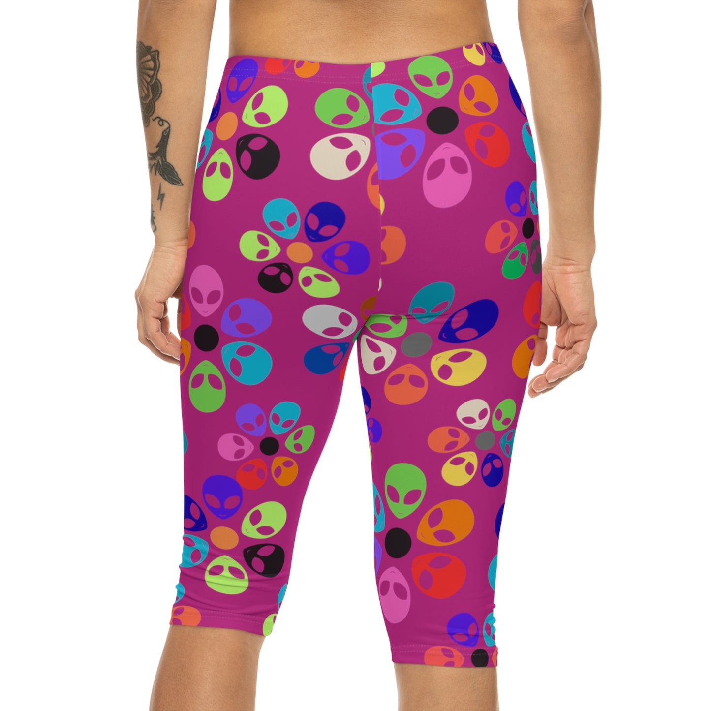 Vibrant Alien Print Capri Leggings for Women Fun Workout Pants Festival Wear Casual Summer Stylish Leggings Unique Gift Idea Alien Rainbow Flowers Pink