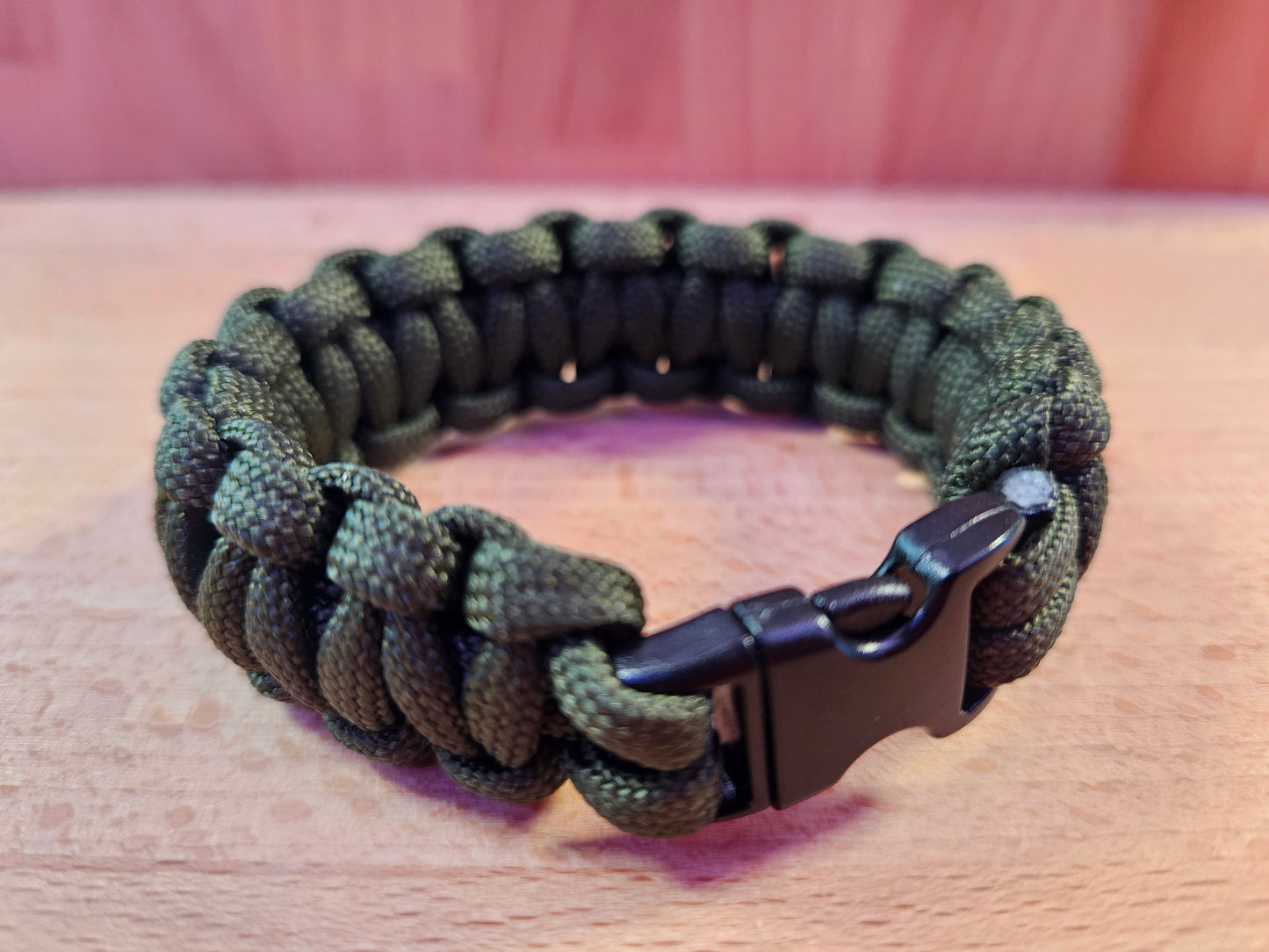 Handmade 550 Paracord Bracelet - Micro Buckle - Army Green