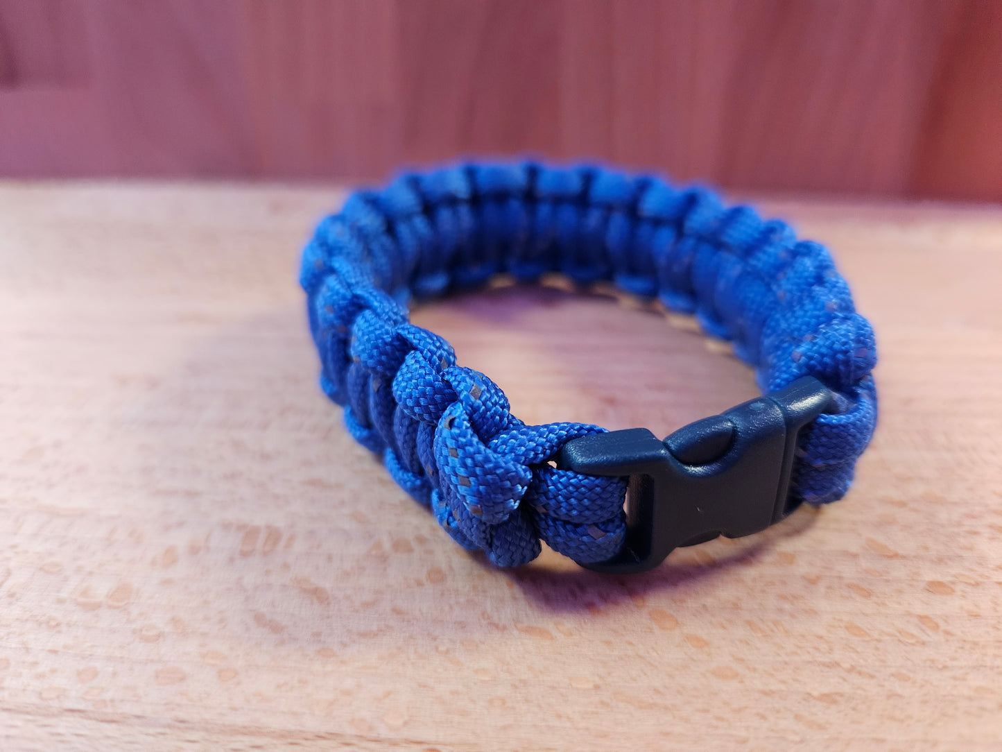 Handmade 550 Paracord Bracelet - Micro Buckle - Mottled Blue