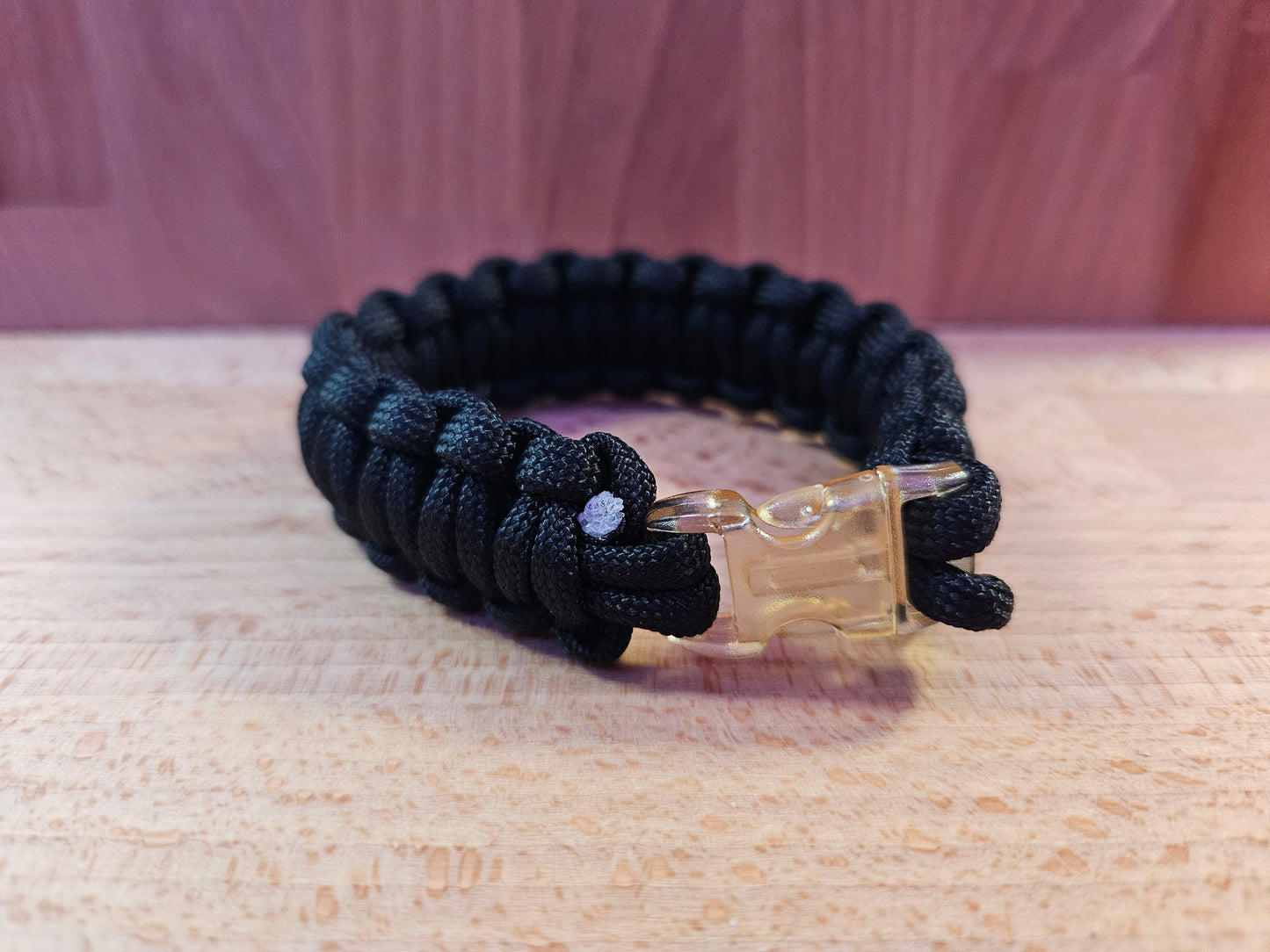 Handmade 550 Paracord Bracelet - Clear Micro Buckle - Black