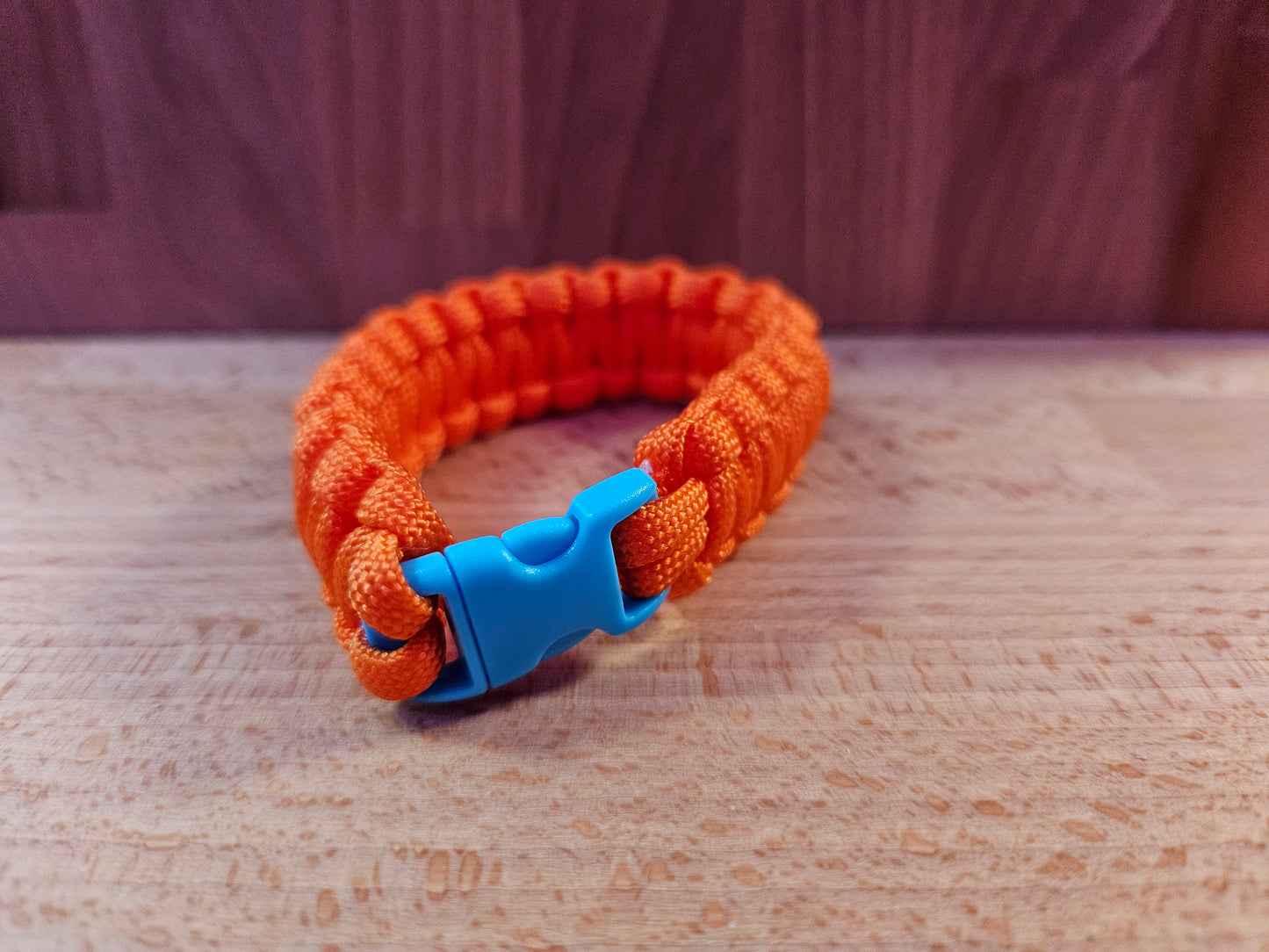 Handmade 550 Paracord Bracelet - Micro Buckle - Orange