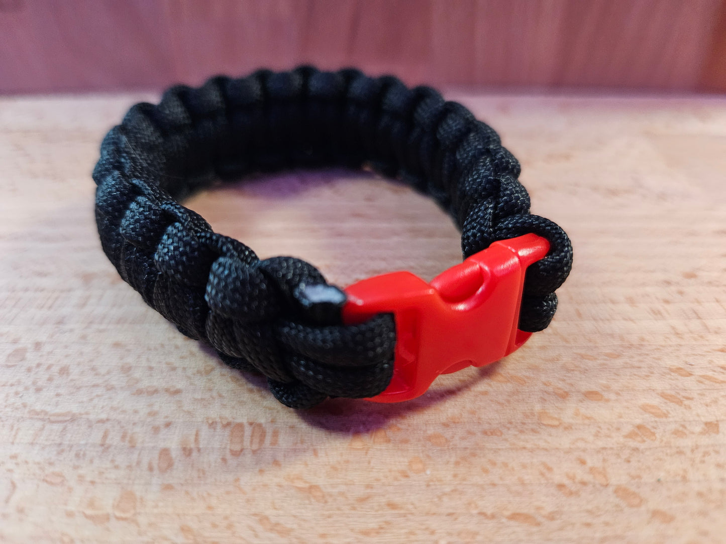 Handmade 550 Paracord Bracelet - Micro Buckle- Black
