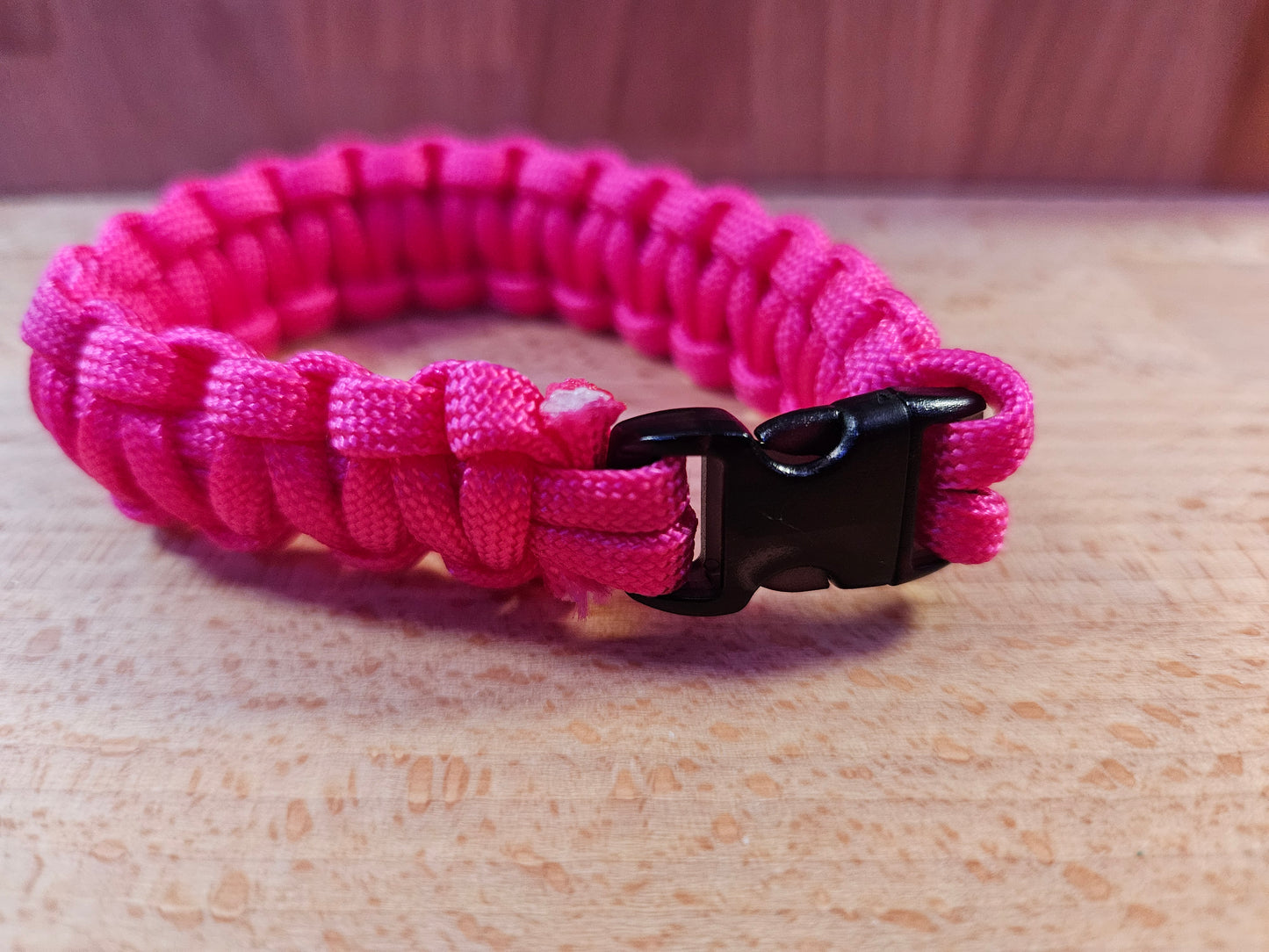 Handmade 550 Paracord Bracelet - Micro Buckle - Pink