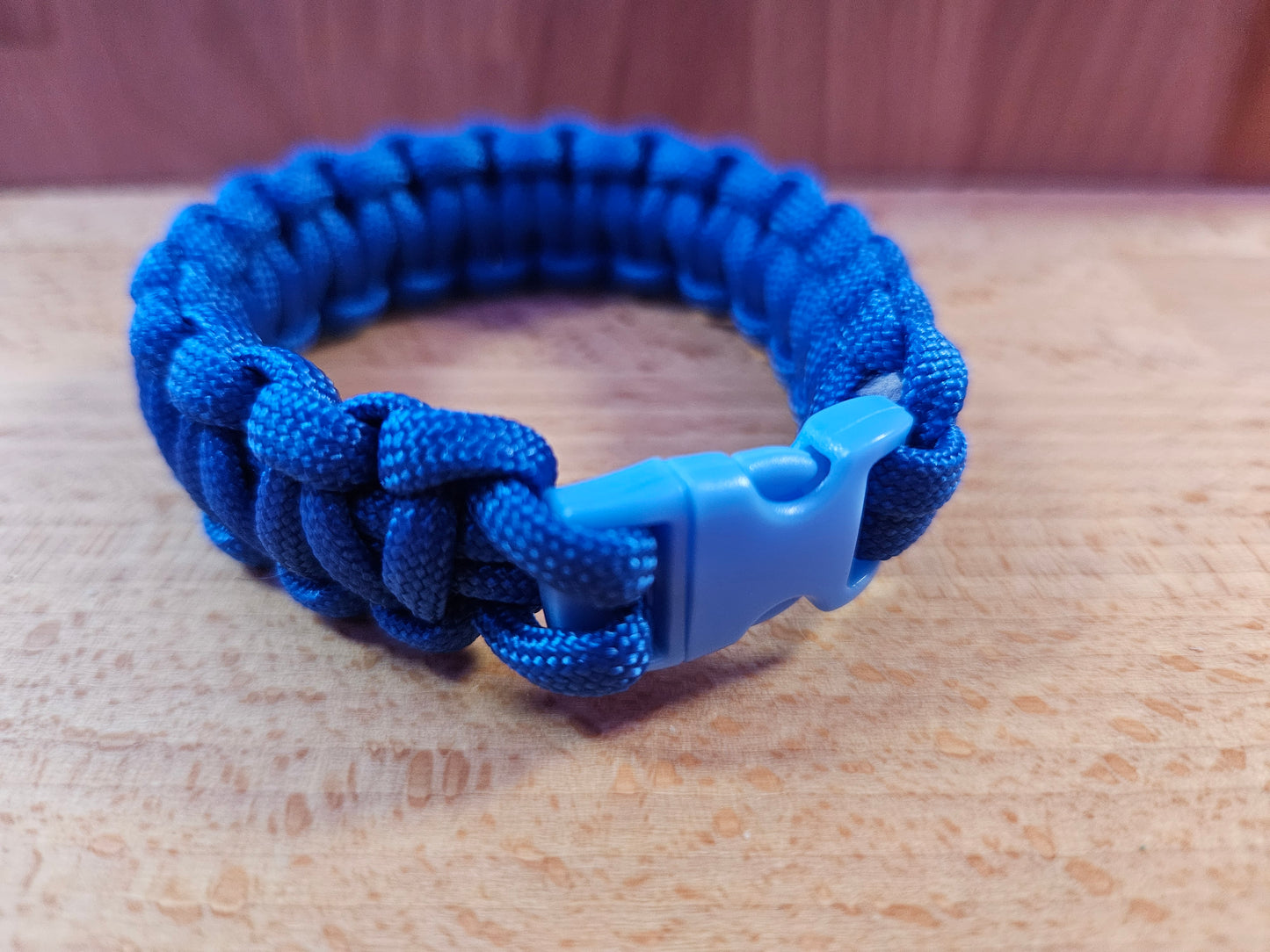 Handmade 550 Paracord Bracelet - Micro Buckle - Blue