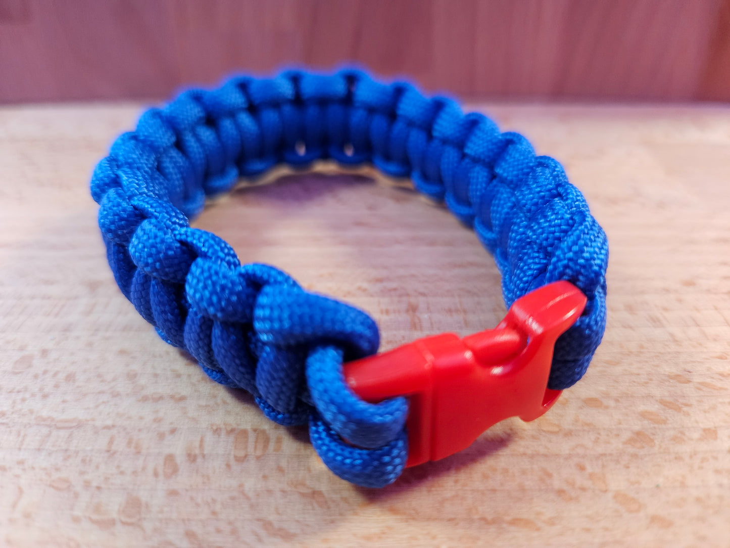 Handmade 550 Paracord Bracelet - Micro Buckle - Blue