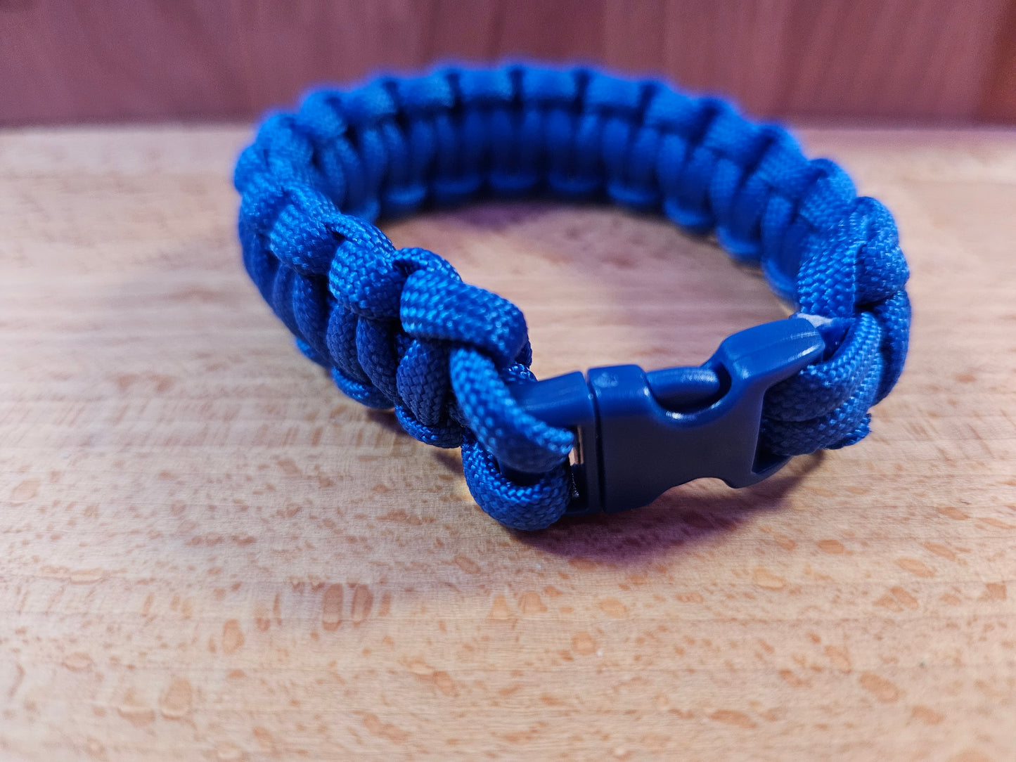 Handmade 550 Paracord Bracelet - Micro Buckle - Blue