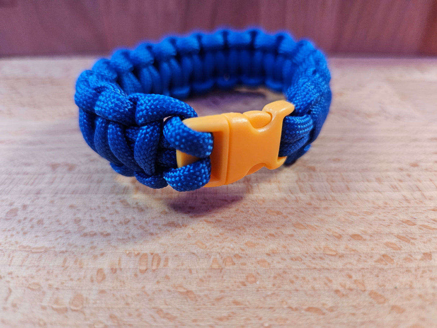 Handmade 550 Paracord Bracelet - Micro Buckle - Blue