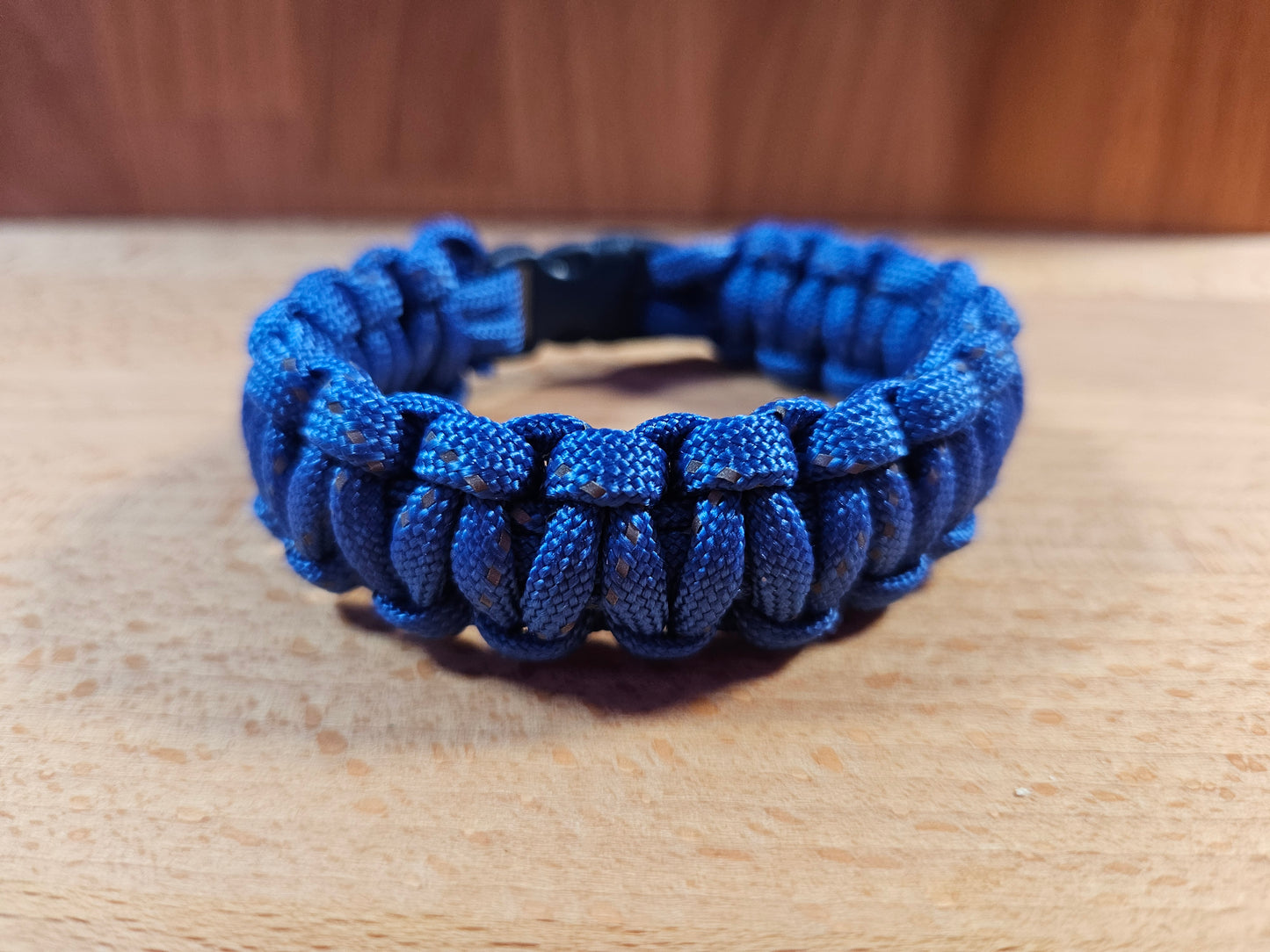 Handmade 550 Paracord Bracelet - Micro Buckle - Mottled Blue