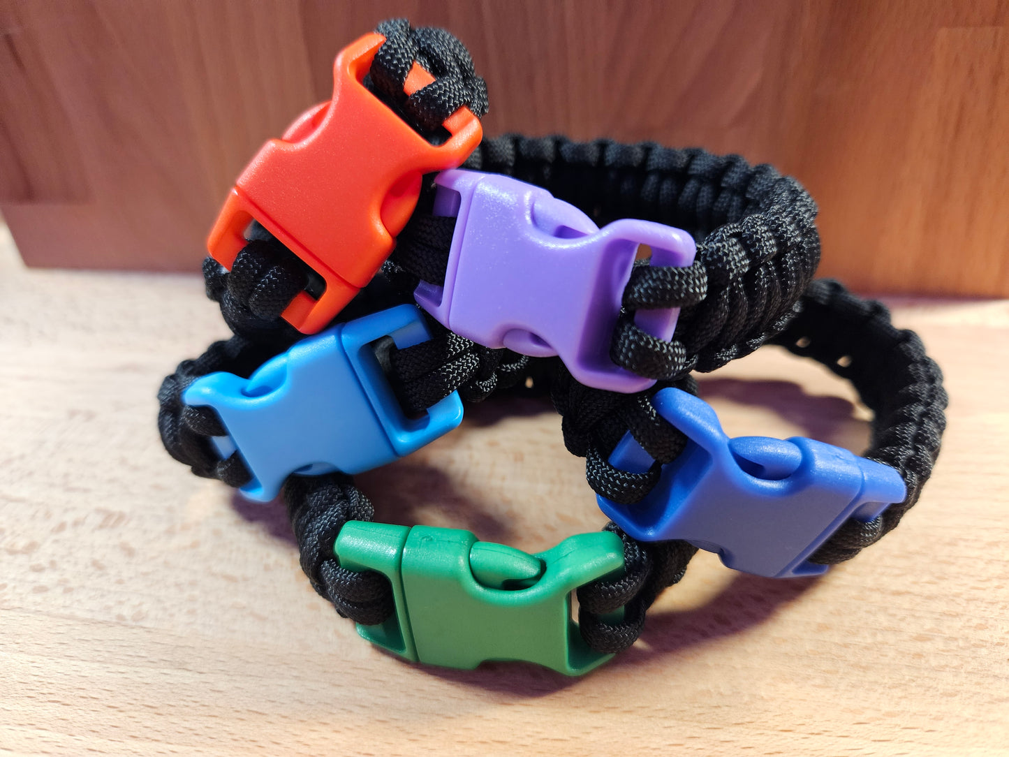 Handmade 550 Paracord Bracelet - Mini Buckle - Black