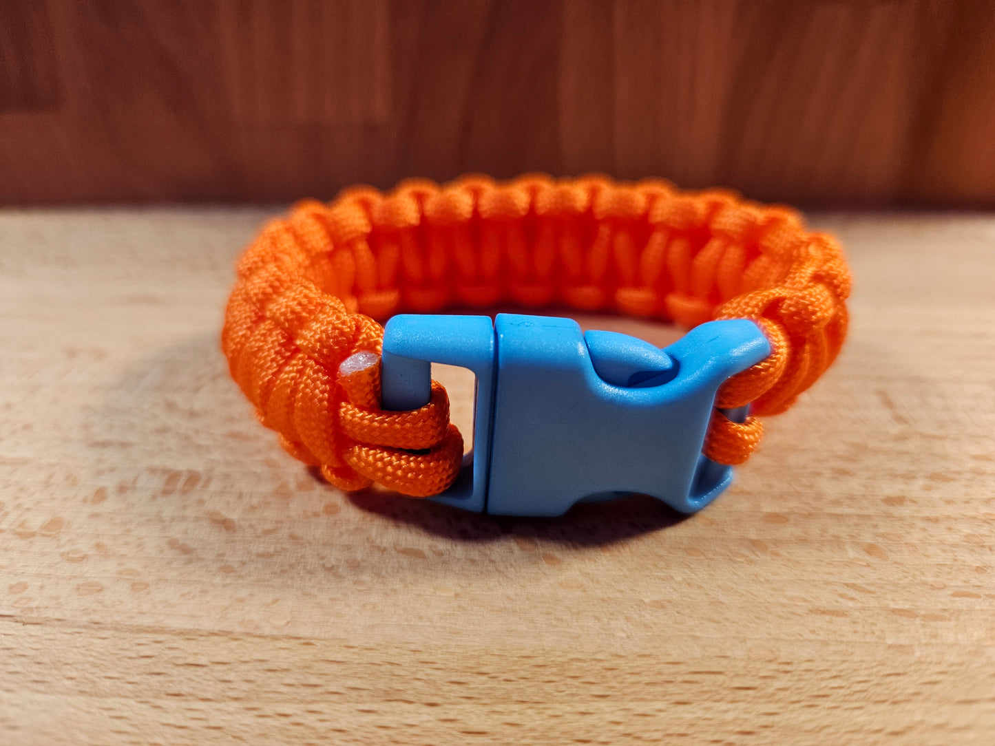 Handmade 550 Paracord Bracelet - Mini Buckle - Orange