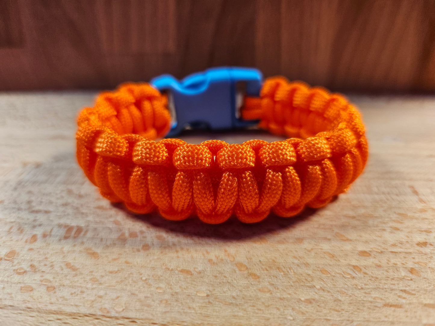 Handmade 550 Paracord Bracelet - Mini Buckle - Orange