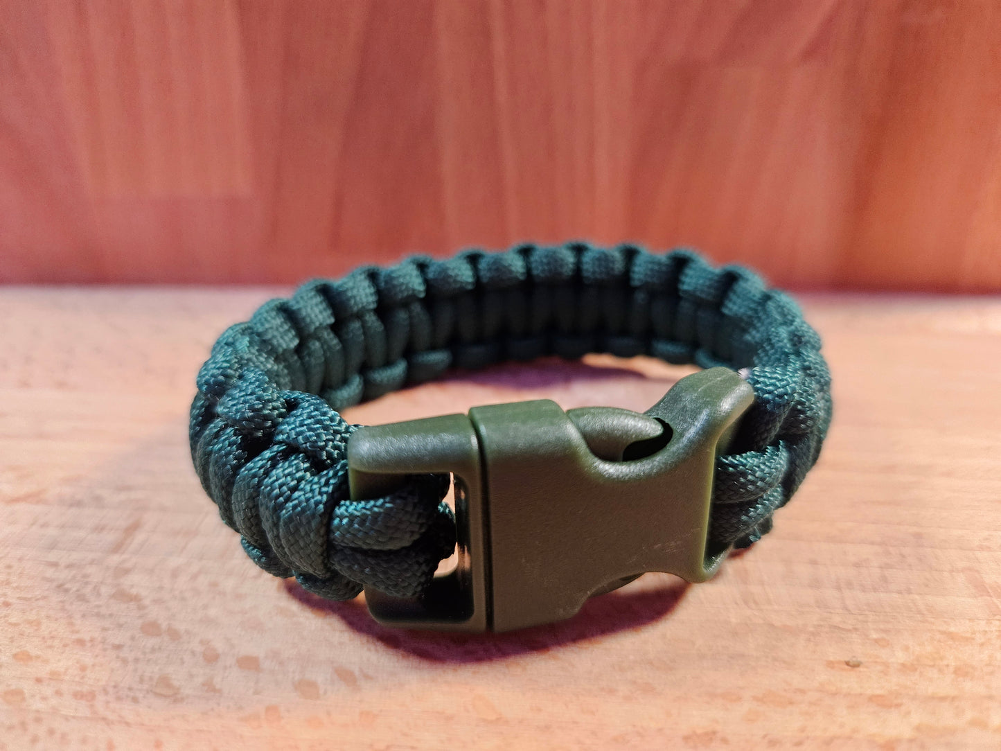 Handmade 550 Paracord Bracelet - Mini Buckle - Army Green