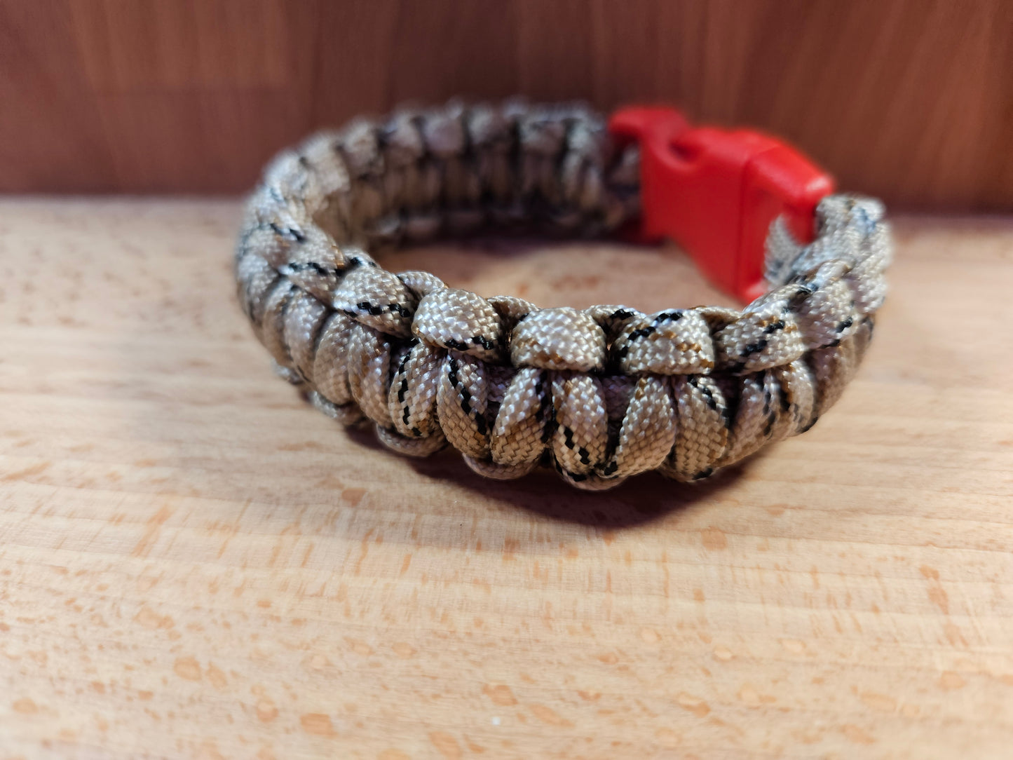 Handmade 550 Paracord Bracelet - Mini Buckle - Desert Camo