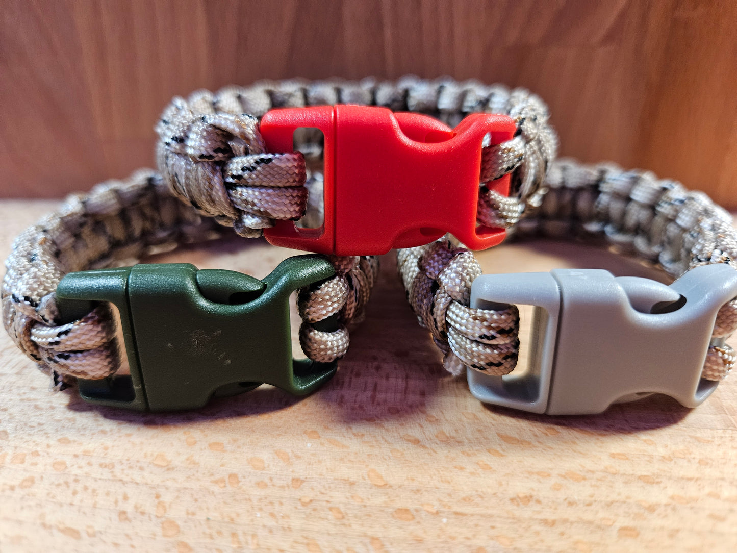 Handmade 550 Paracord Bracelet - Mini Buckle - Desert Camo