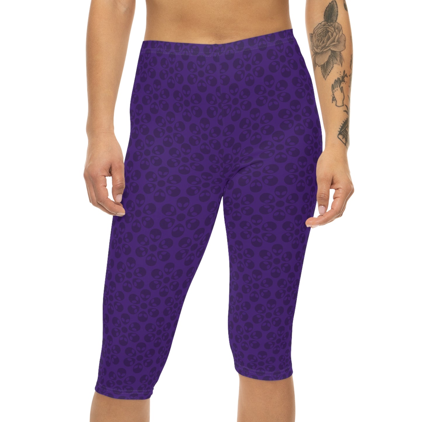 Women’s Capri Leggings Alien Flowers Purple