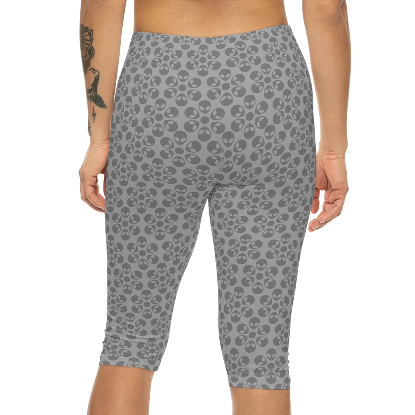 Women’s Capri Leggings Alien Flowers Light Grey