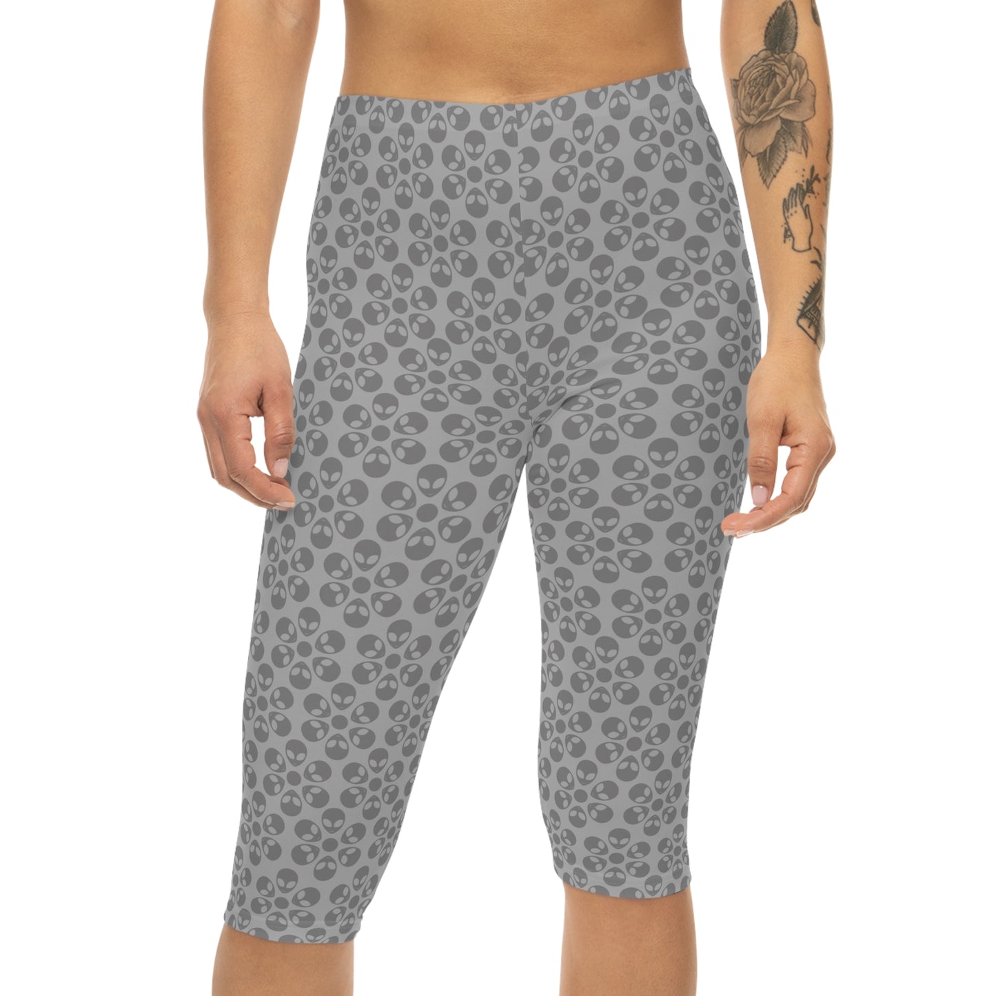 Women’s Capri Leggings Alien Flowers Light Grey