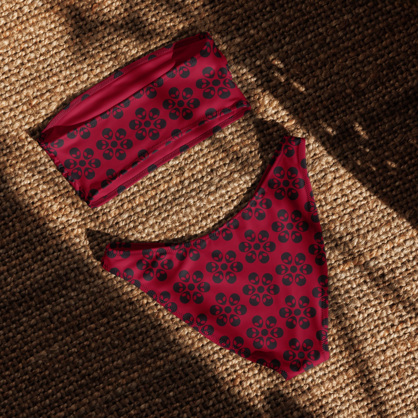 Alien Flowers - Recycled bandeau bikini - Carmine.