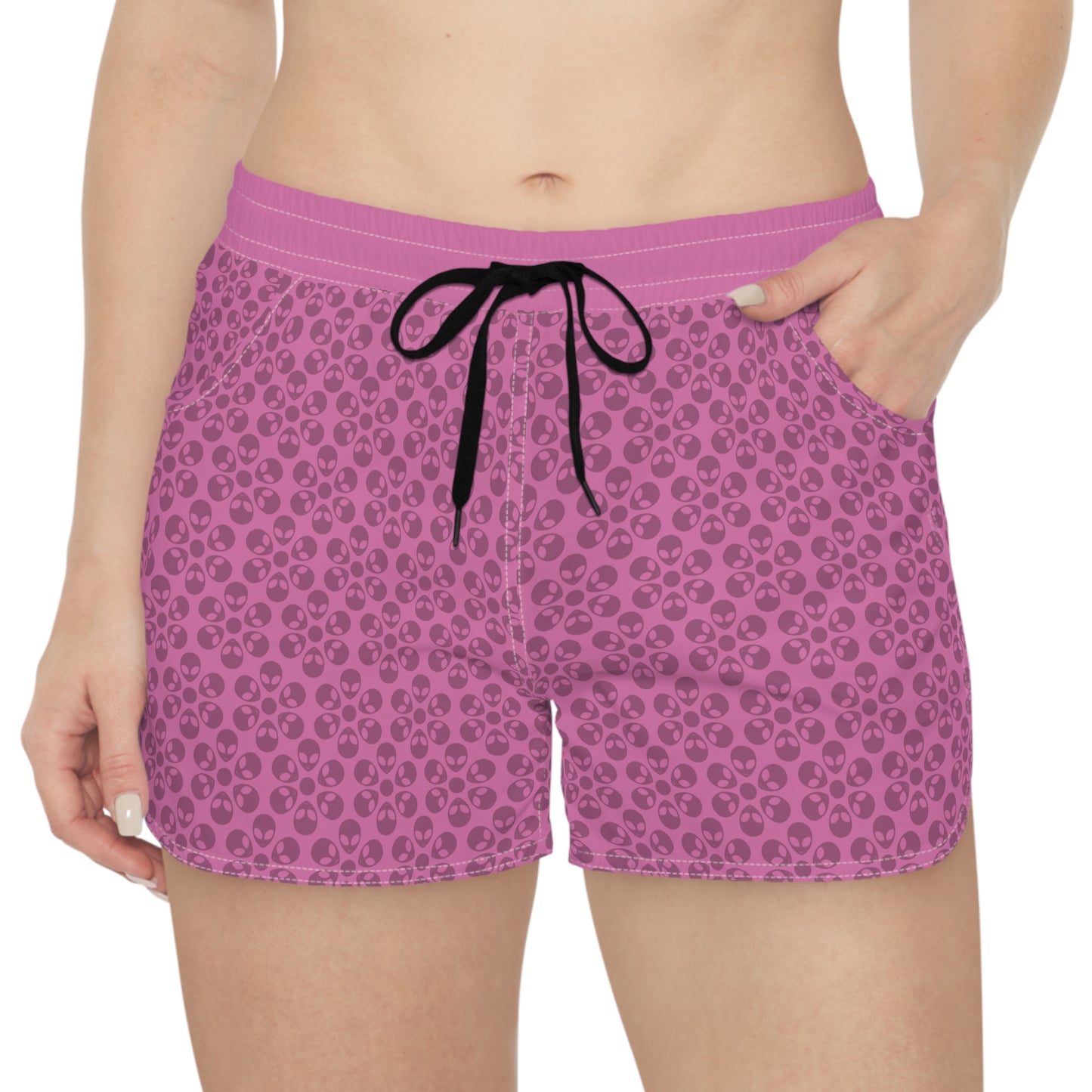 Casual Alien Print Shorts for Women Fashionable Summer Loungewear Perfect for Lounging Yoga Beach Summer Vacations Gifts Alien Flowers Light Pink