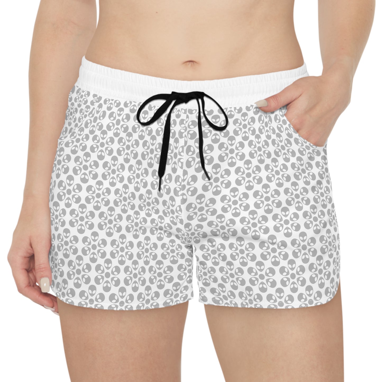 Casual Alien Print Shorts for Women Fashionable Summer Loungewear Perfect for Lounging Yoga Beach Summer Vacations Gifts Alien Flowers White