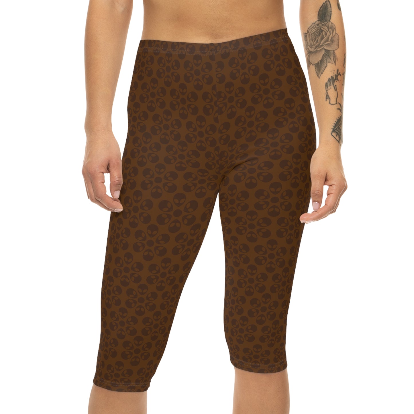 Women’s Capri Leggings Alien Flowers Brown