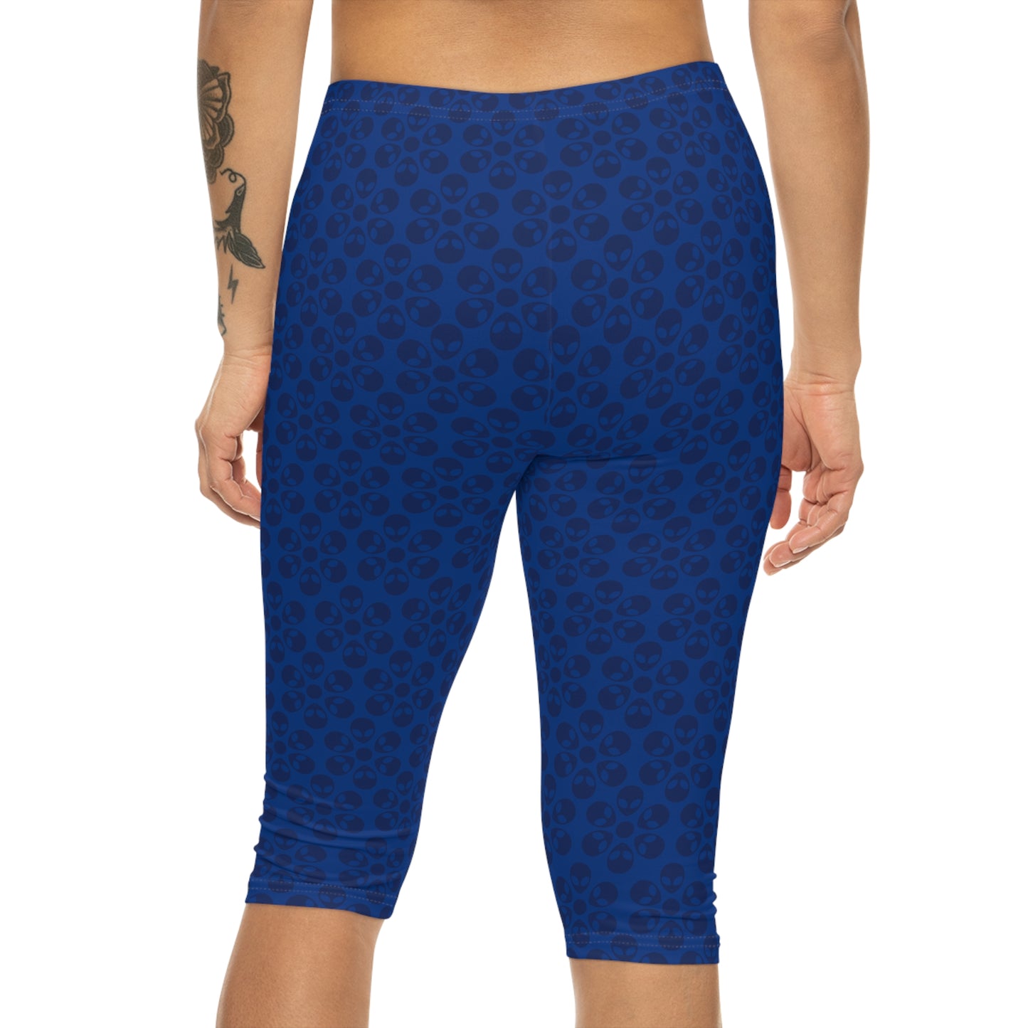 Women’s Capri Leggings Alien Flowers Dark Blue