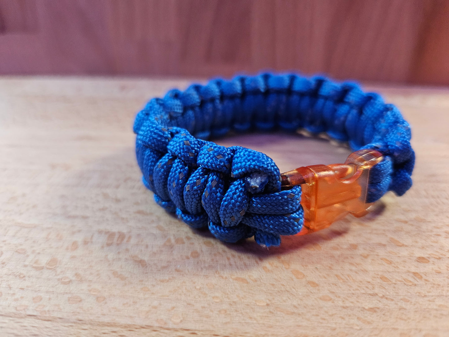 Handmade 550 Paracord Bracelet - Clear Micro Buckle - Mottled Blue