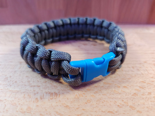 Handmade 550 Paracord Bracelet - Micro Buckle - Grey