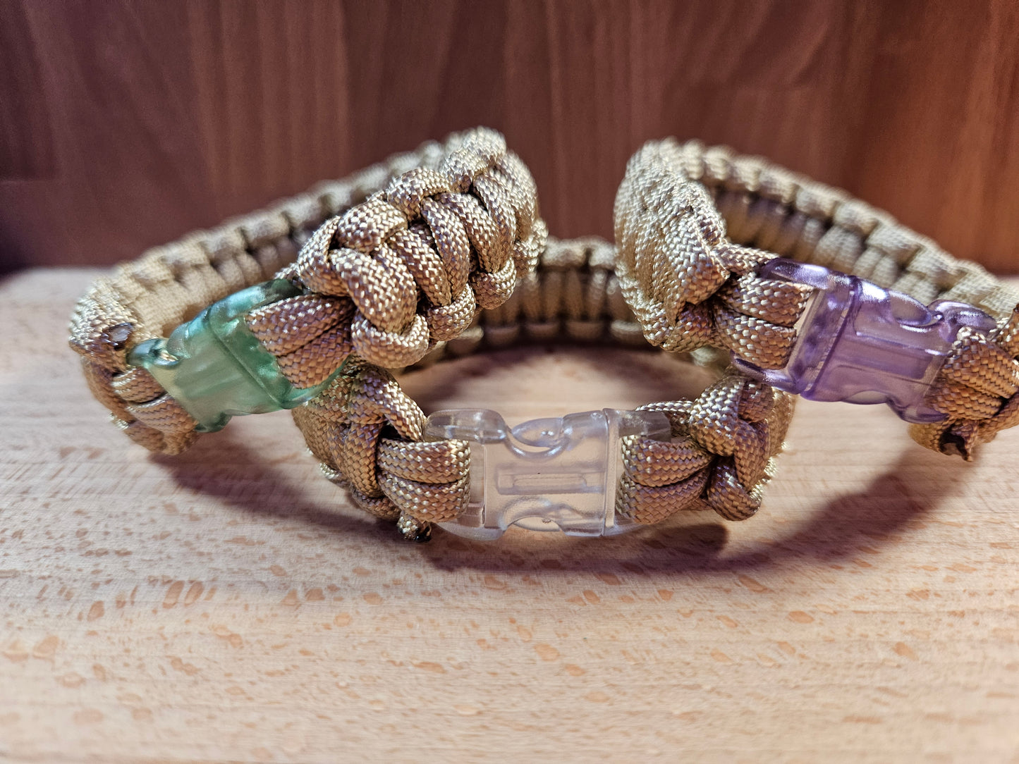 Handmade 550 Paracord Bracelet - Clear Micro Buckle - Tan