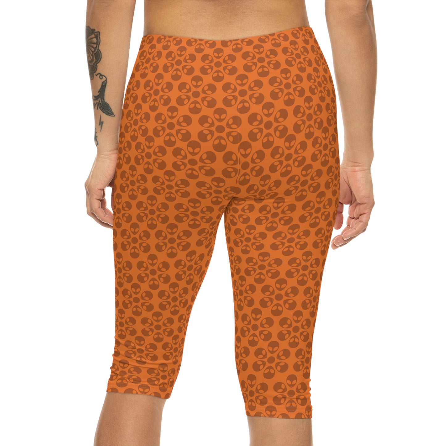 Women’s Capri Leggings Alien Flowers Crusta