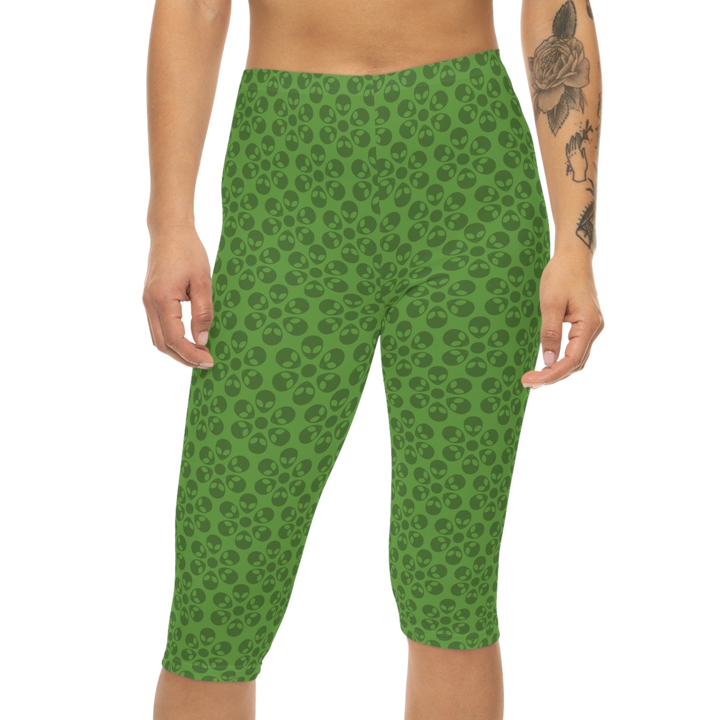 Women’s Capri Leggings Alien Flowers Green