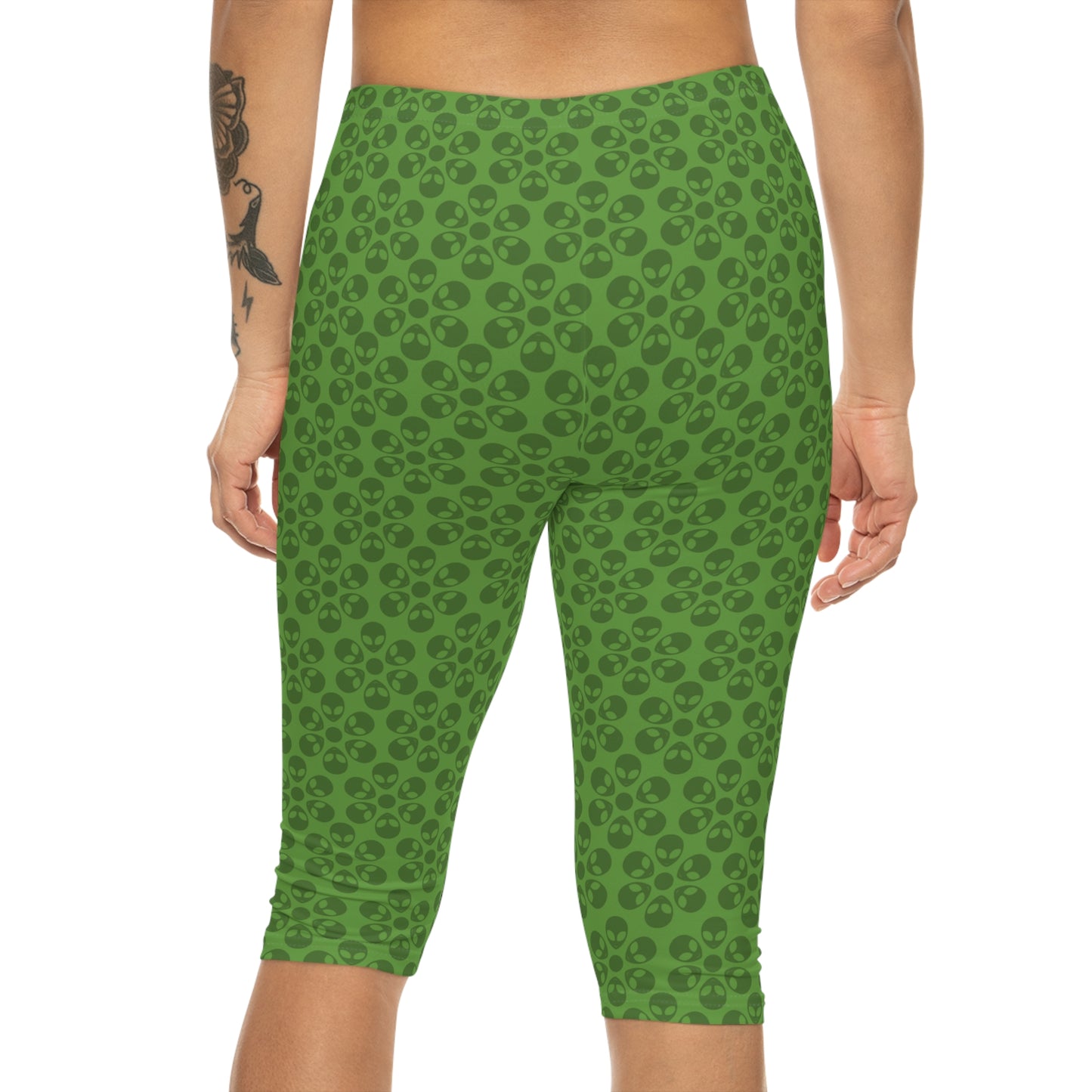 Women’s Capri Leggings Alien Flowers Green