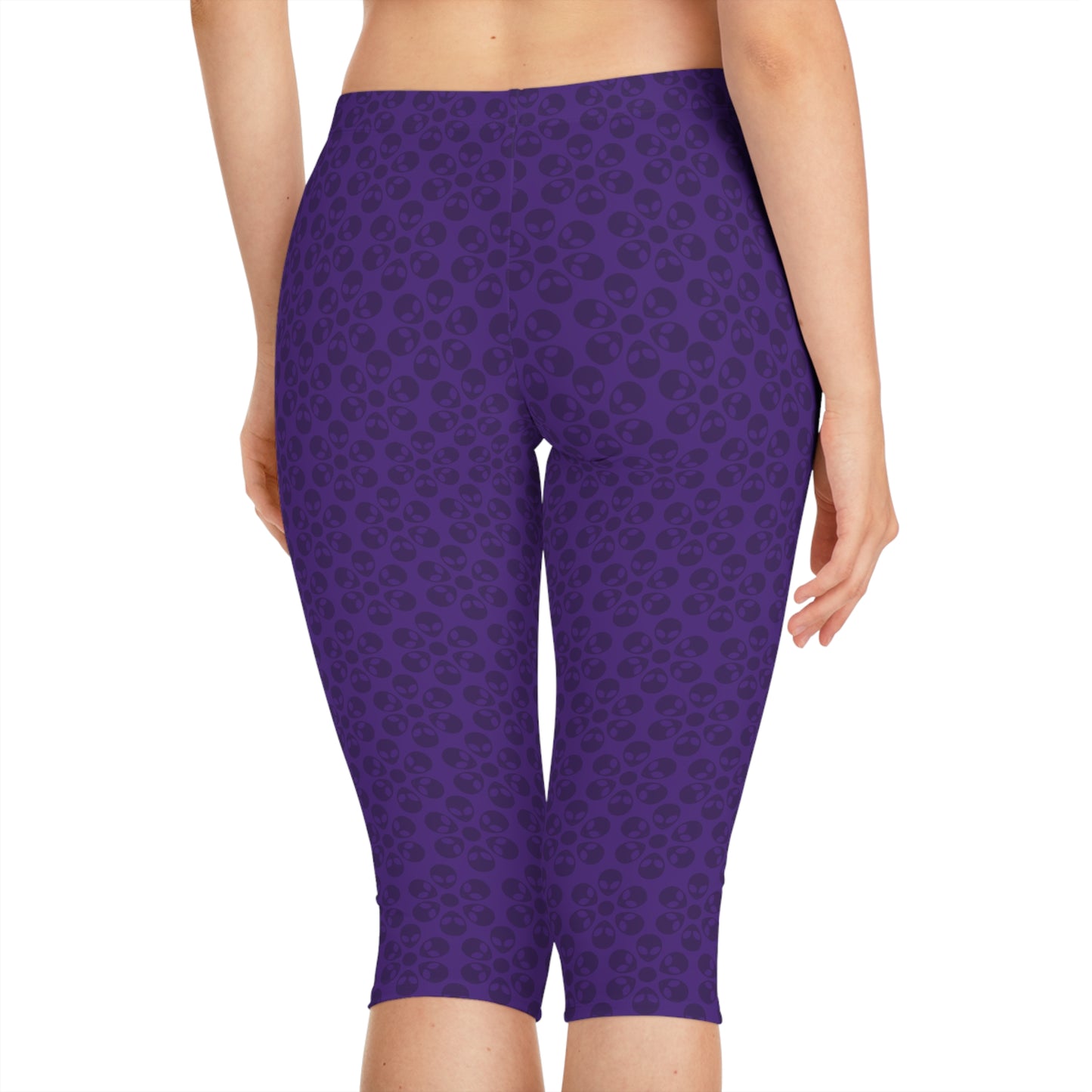 Womens Capri Leggings Alien Flowers Purple
