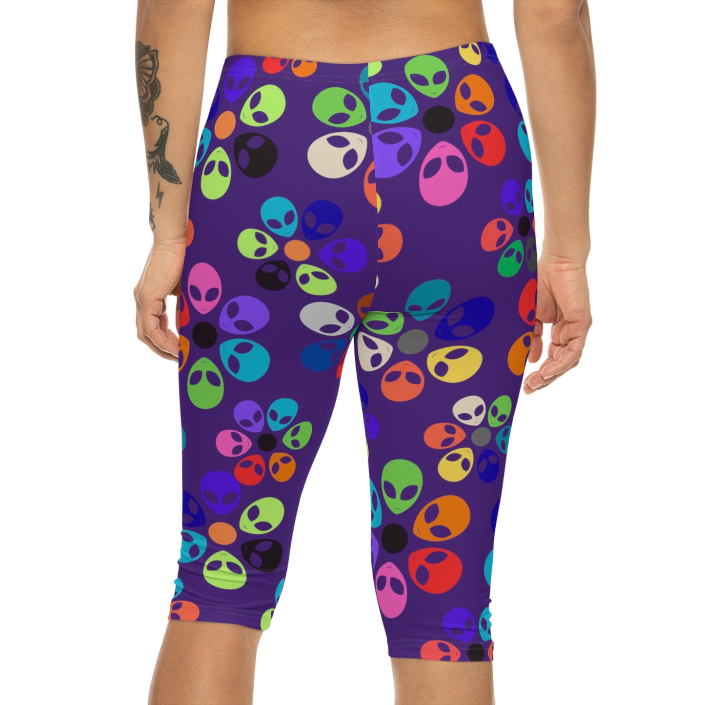 Vibrant Alien Print Capri Leggings for Women Fun Workout Pants Festival Wear Casual Summer Stylish Leggings Unique Gift Idea Alien Rainbow Flowers Purple