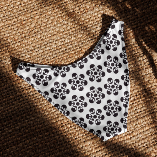 Alien Flowers - Recycled V-cut bikini bottom - White.